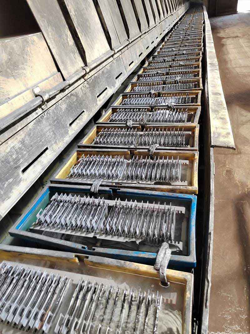 Linkedyou Energy Provide Lead acid Battery Plate & CKD Battery China Manufacturer 6